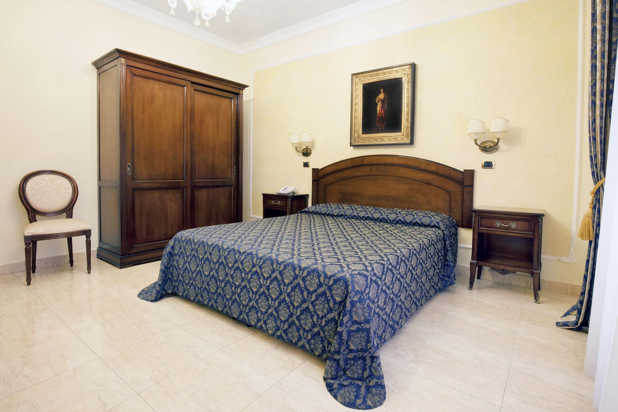 Grand Hotel President Όλμπια Εξωτερικό φωτογραφία