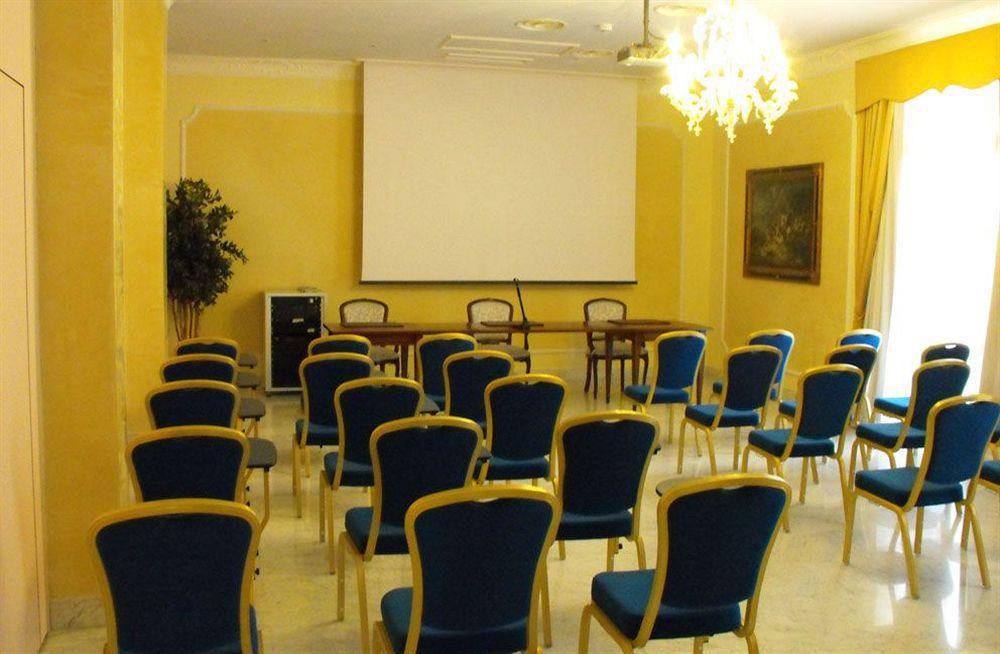 Grand Hotel President Όλμπια Εξωτερικό φωτογραφία