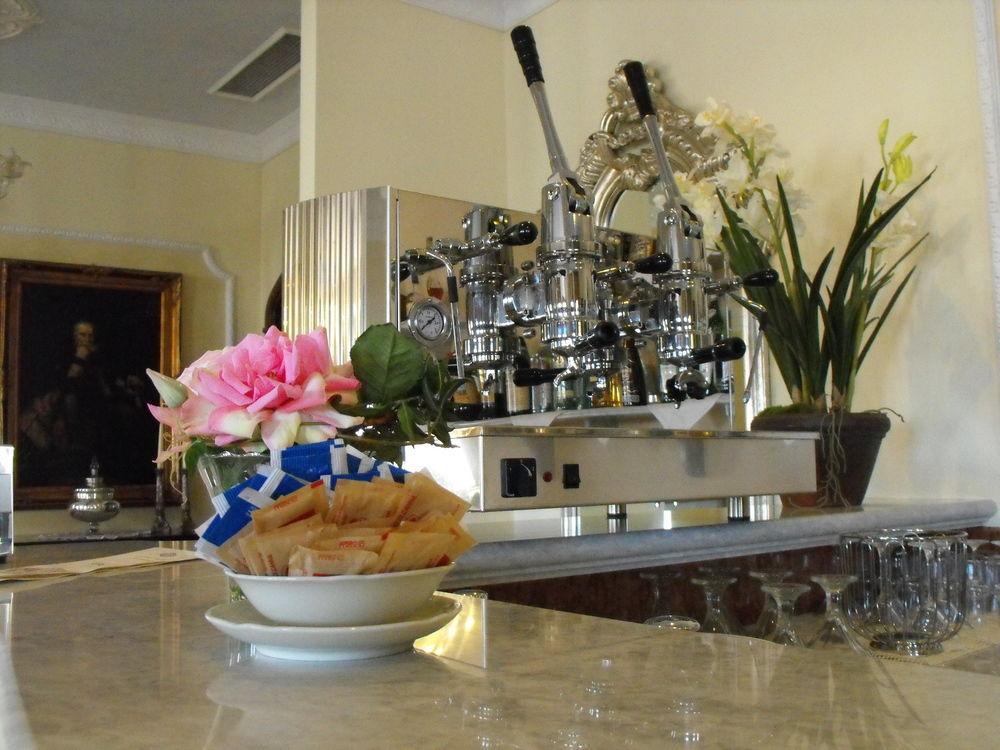 Grand Hotel President Όλμπια Εξωτερικό φωτογραφία
