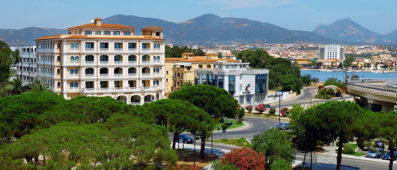 Grand Hotel President Όλμπια Εξωτερικό φωτογραφία